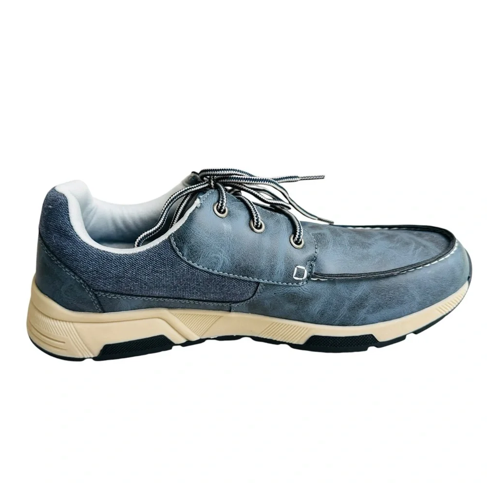 NWOB Men’s Boat Shoes Size 44 Blue Lace Up Casual Deck Comfort Sneakers